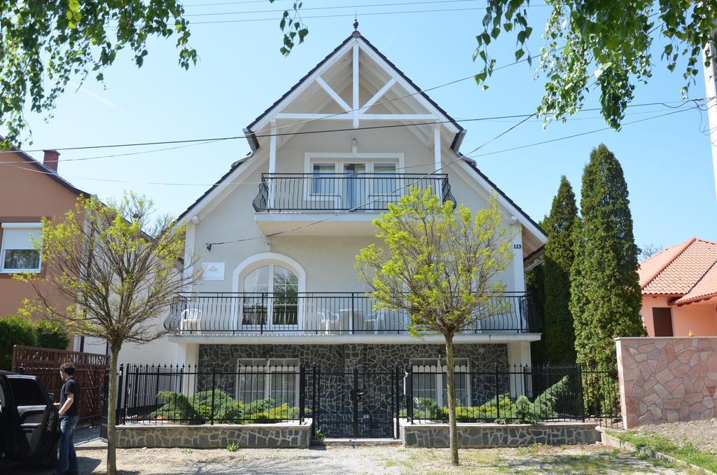 Villa Ladver Hévíz 외부 사진